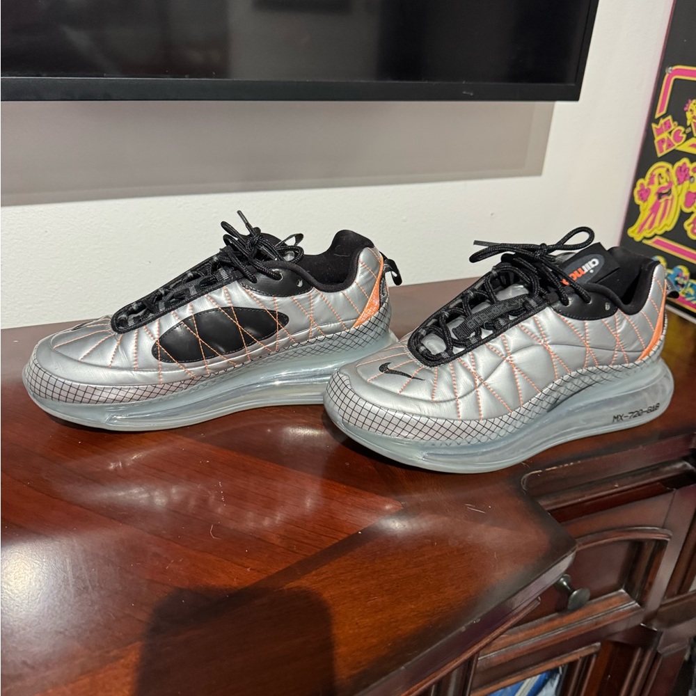 Nike Air Max 720 Silver Size 8